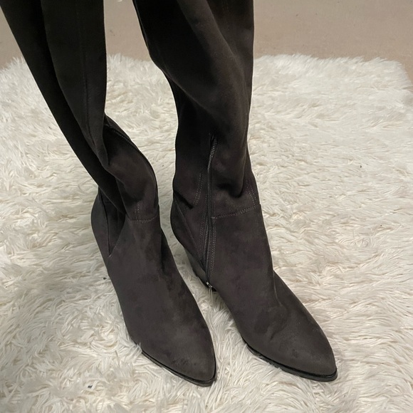 Gorgeous Marc Fisher over the knee boots - Picture 13 of 15